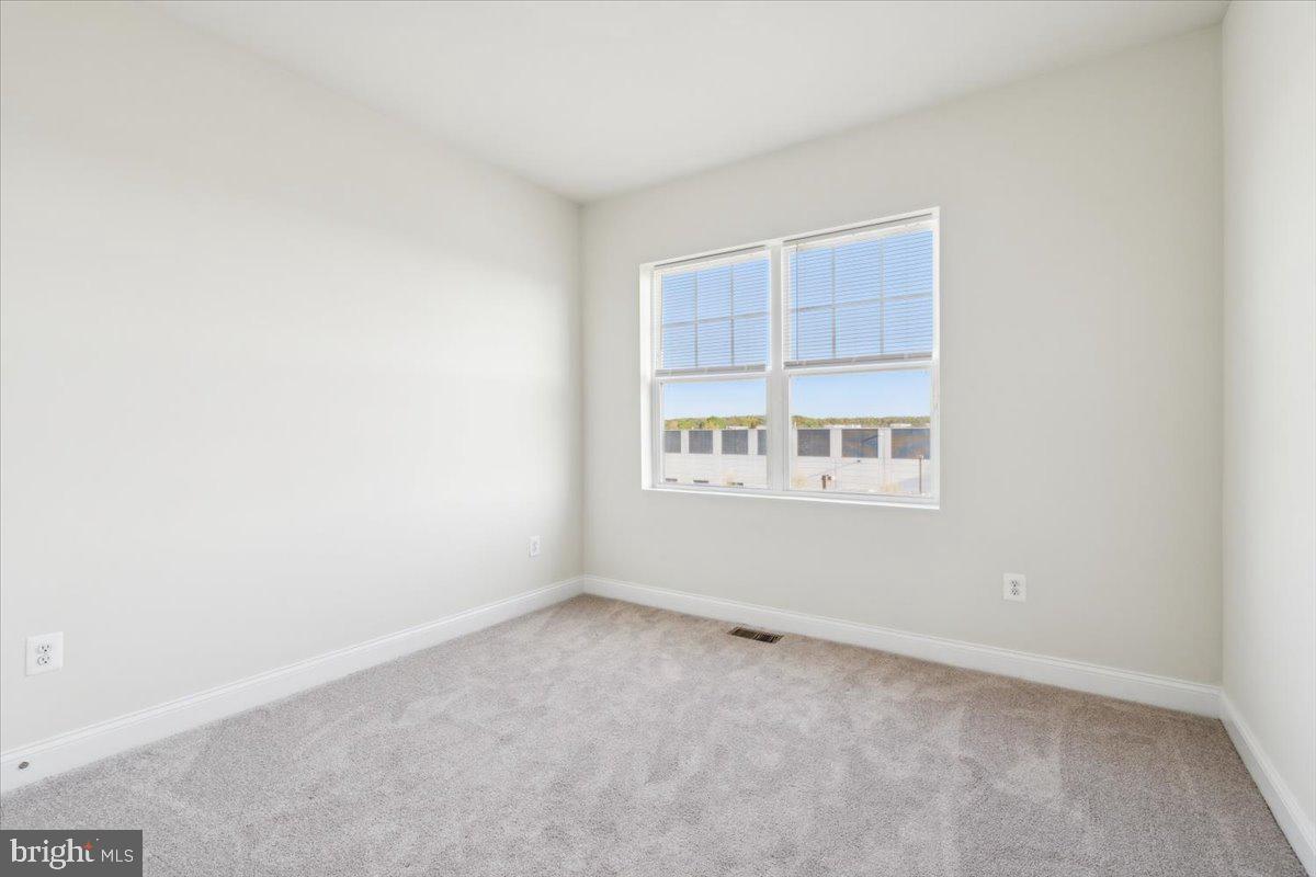 WESTVIEW SOUTH - Residential Lease