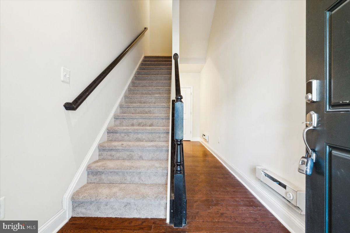 WESTVIEW SOUTH - Residential Lease