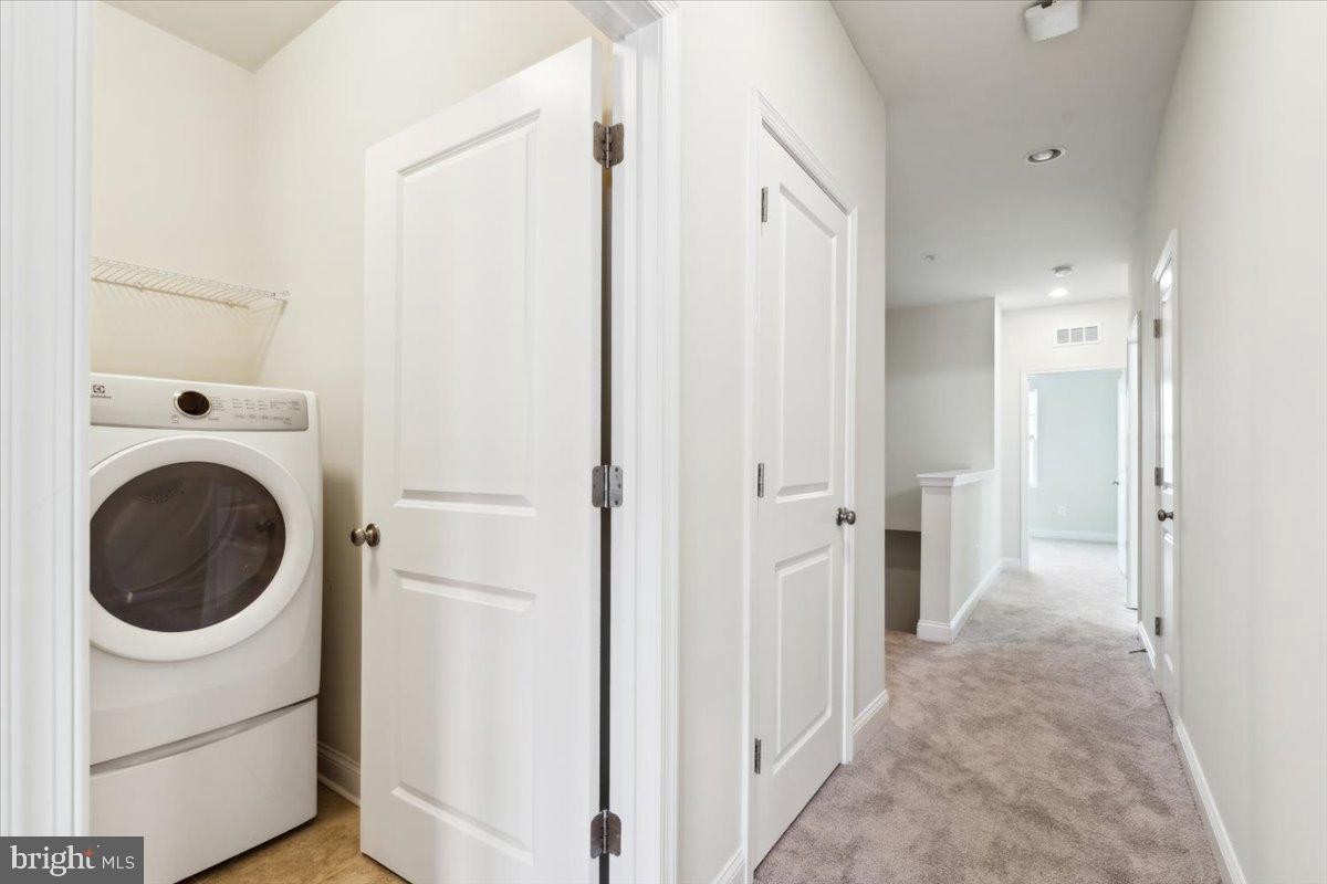 WESTVIEW SOUTH - Residential Lease