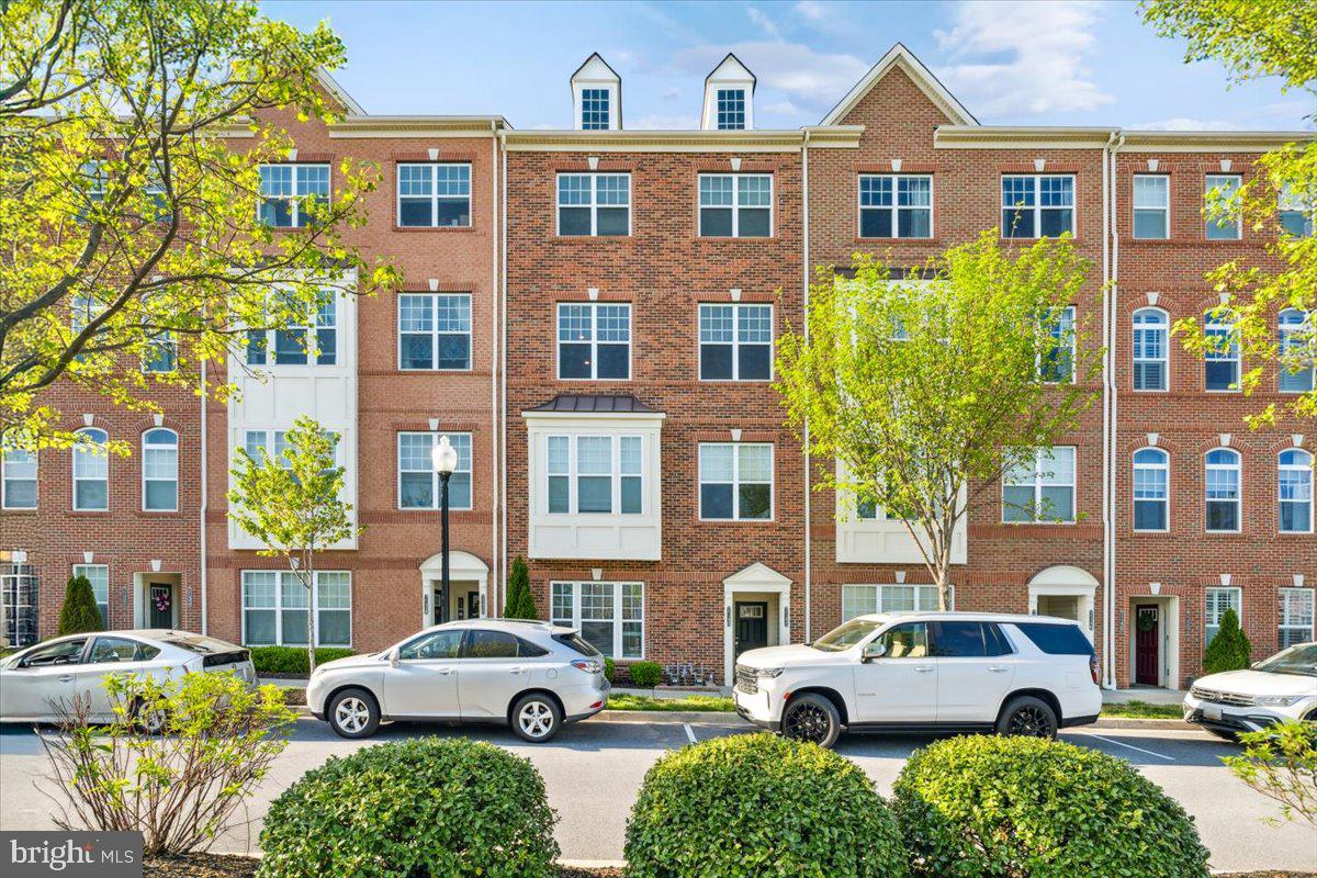 WESTVIEW SOUTH - Residential Lease