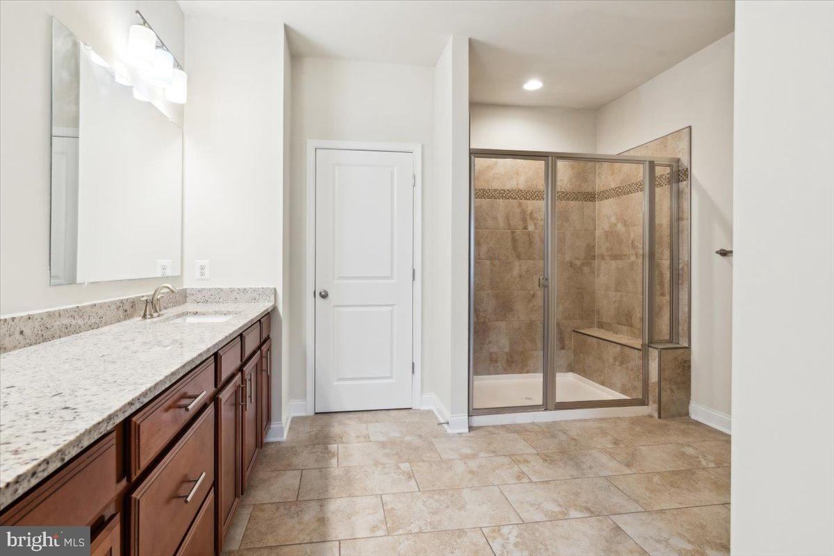 WESTVIEW SOUTH - Residential Lease