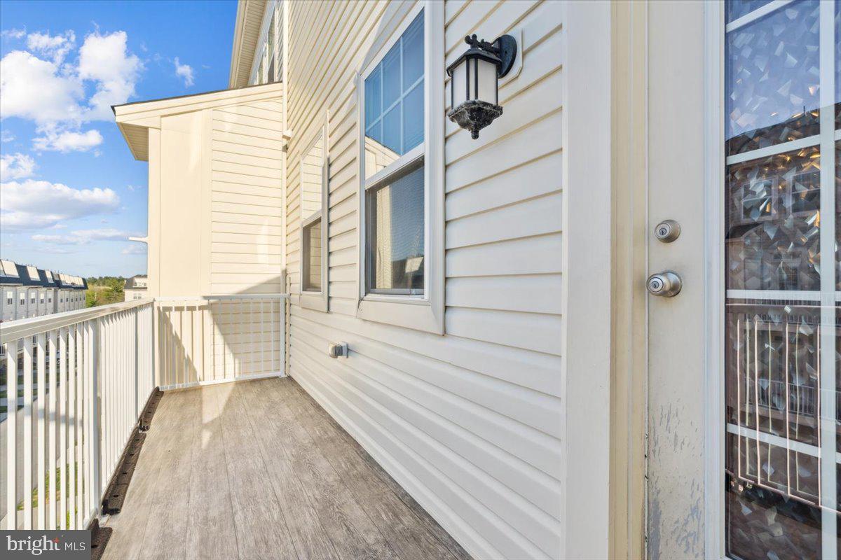 WESTVIEW SOUTH - Residential Lease