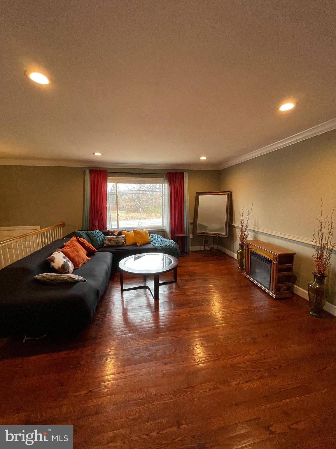 WILDWOOD ESTATES - Residential Lease