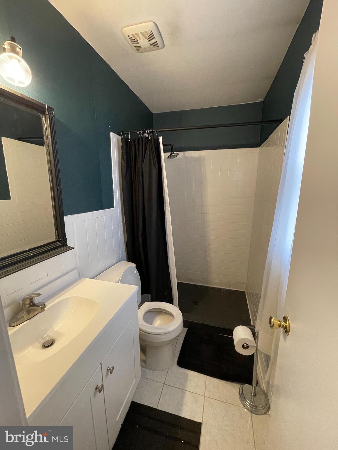 WILDWOOD ESTATES - Residential Lease