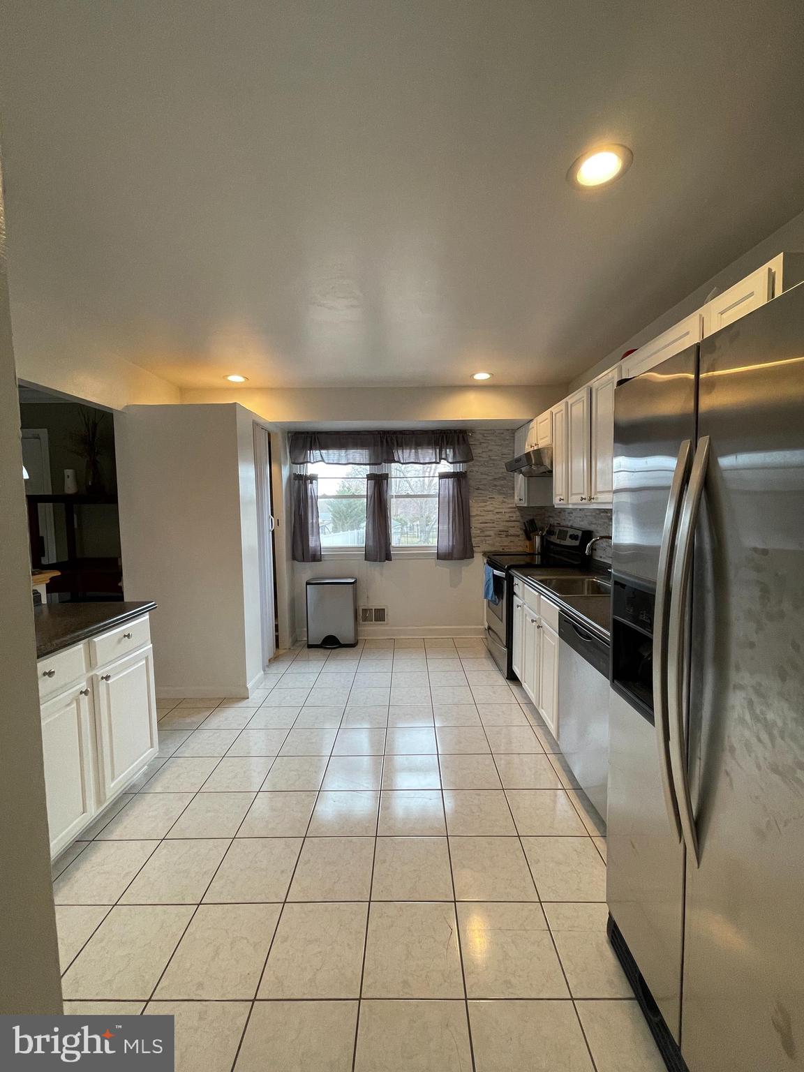 WILDWOOD ESTATES - Residential Lease