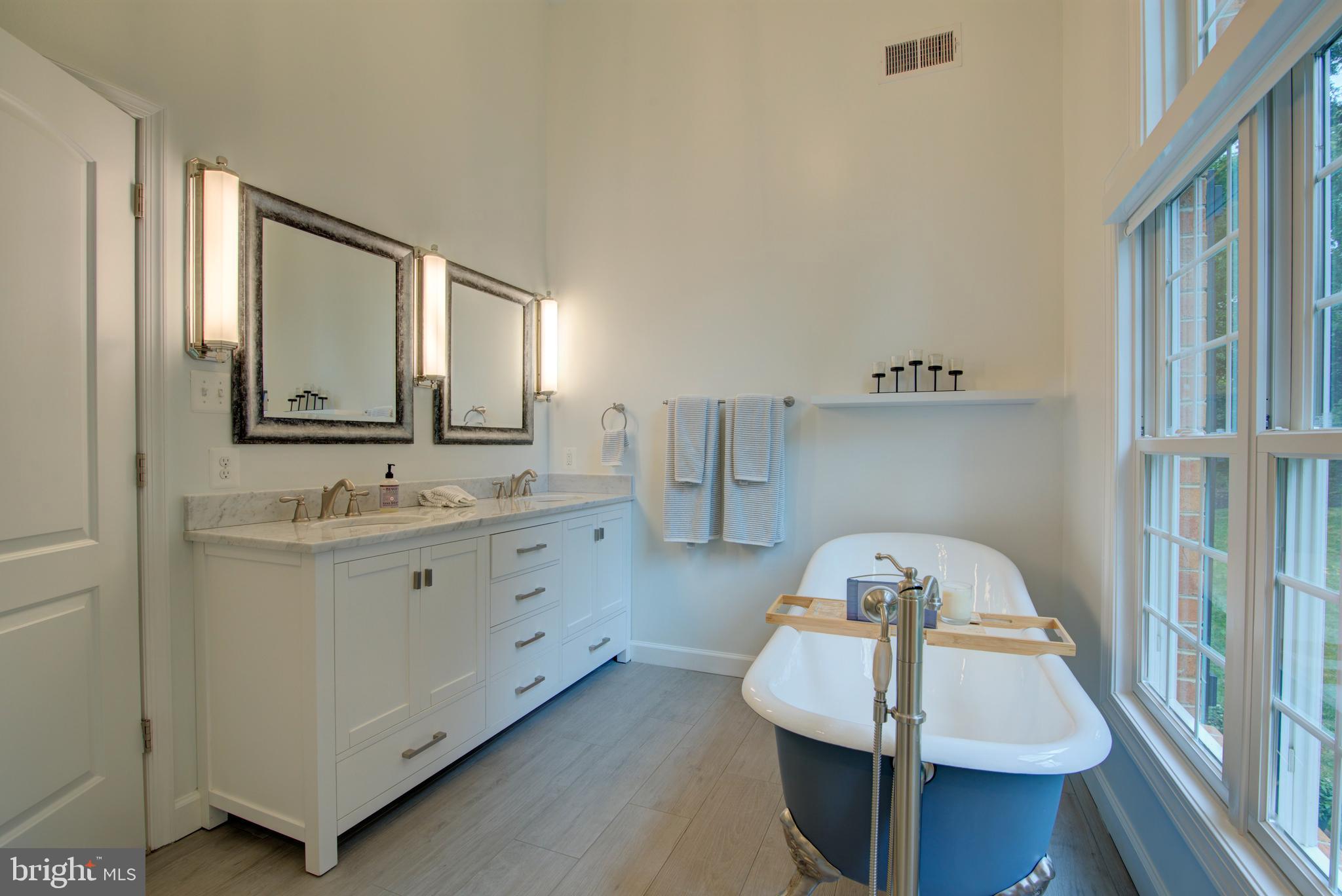 VALE PARK WEST - Residential