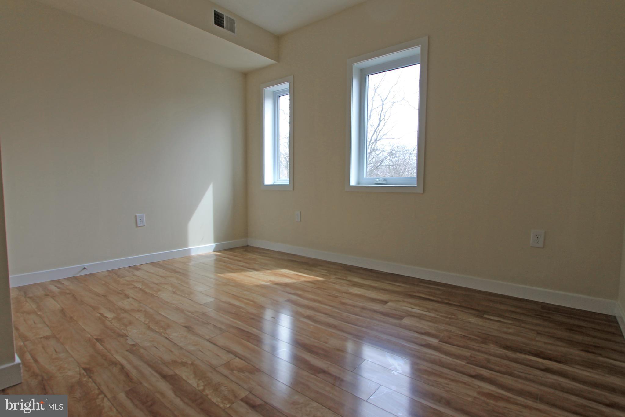 GERMANTOWN (EAST) - Residential Lease