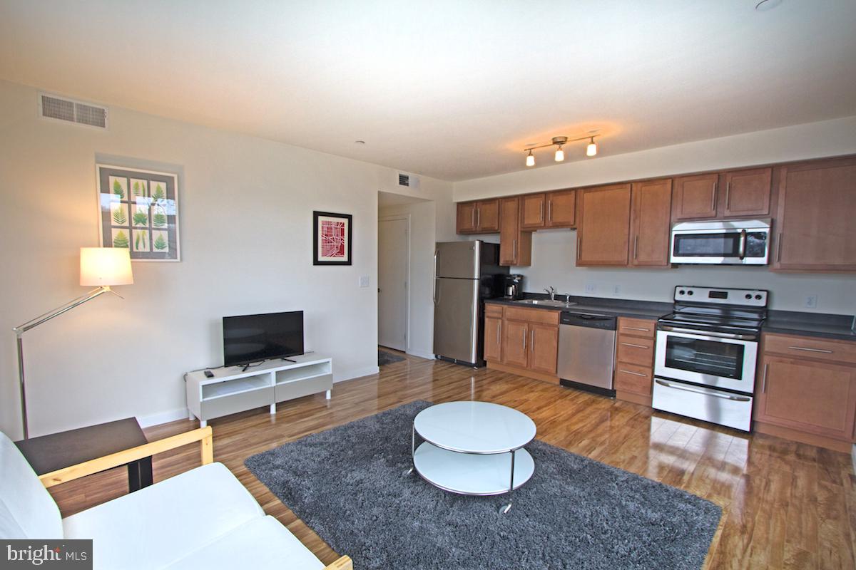 GERMANTOWN (EAST) - Residential Lease