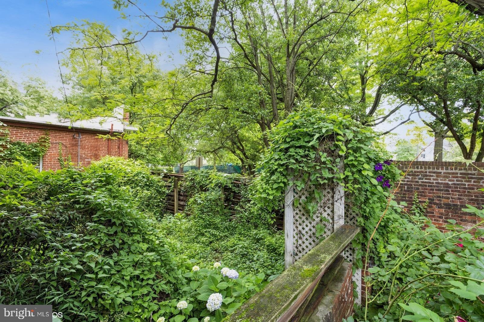 BOLTON HILL HISTORIC DISTRICT - Residential