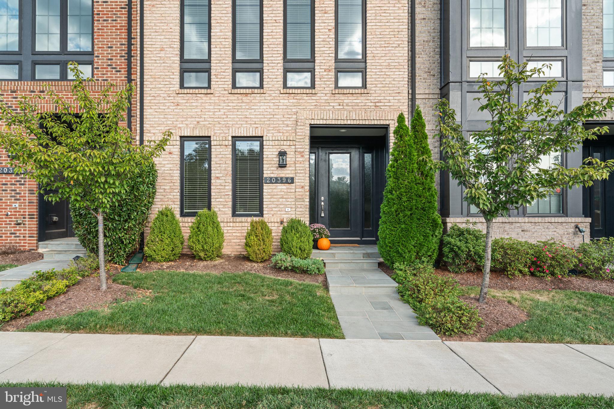 20396 ROSLINDALE DRIVE