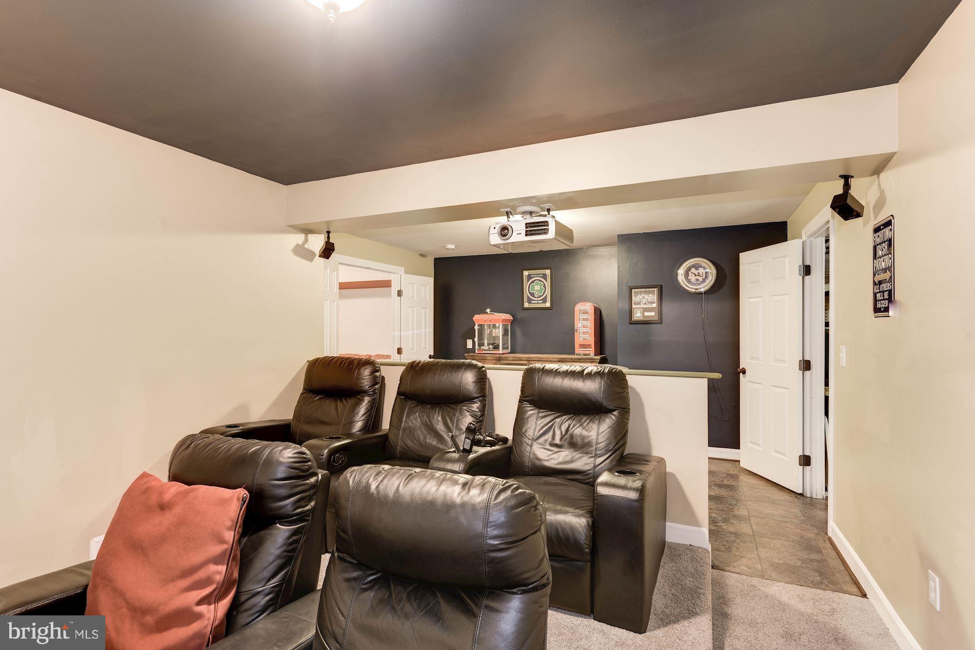 SOUTH RIDING - Residential