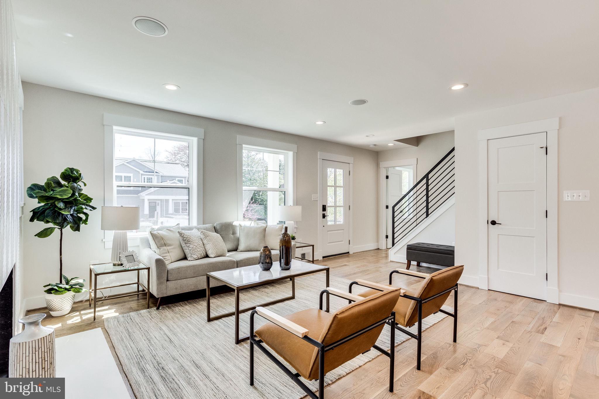 GARDEN CITY - Residential