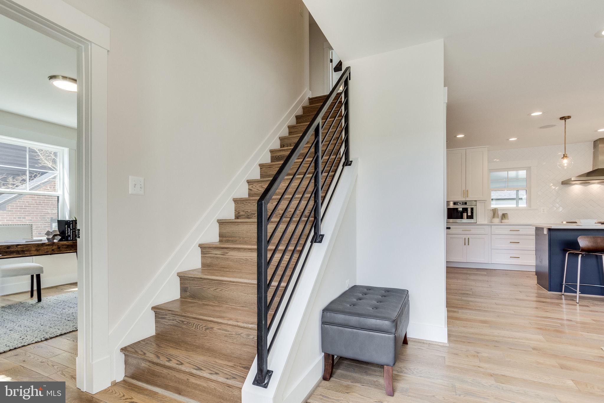 GARDEN CITY - Residential