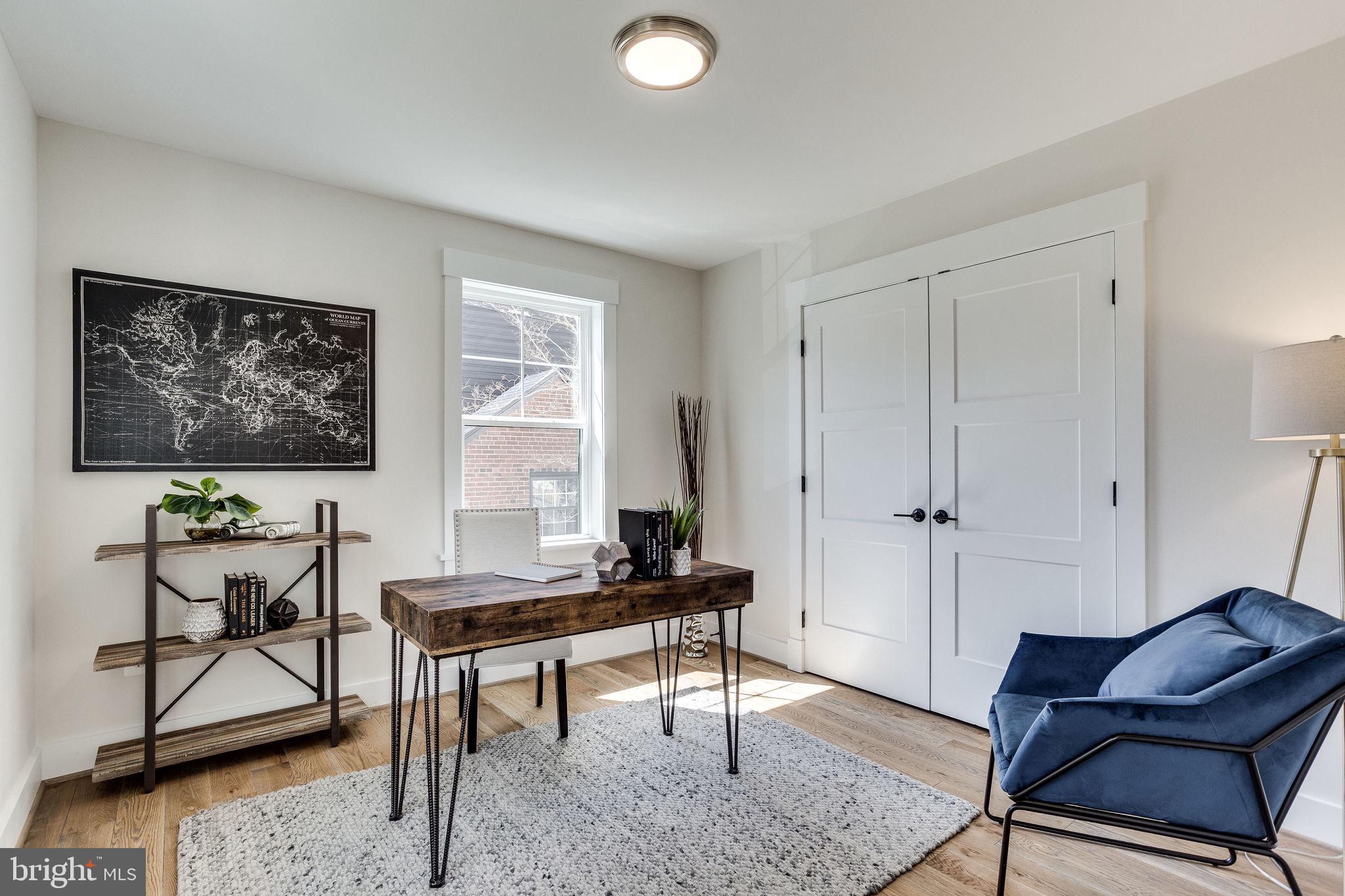 GARDEN CITY - Residential