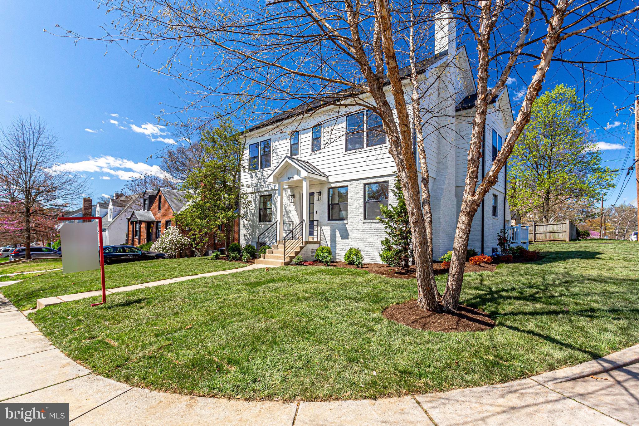 GARDEN CITY - Residential