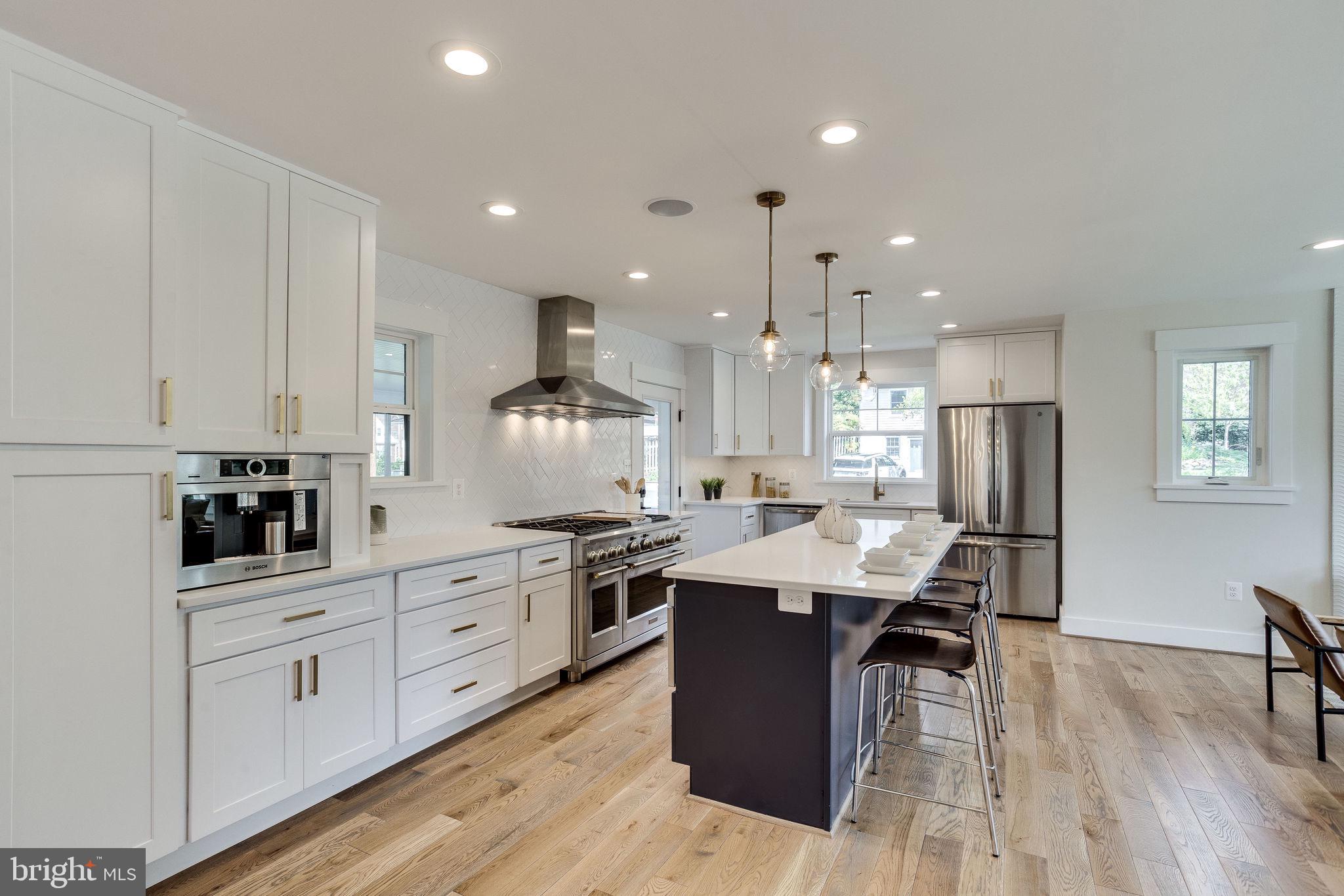 GARDEN CITY - Residential