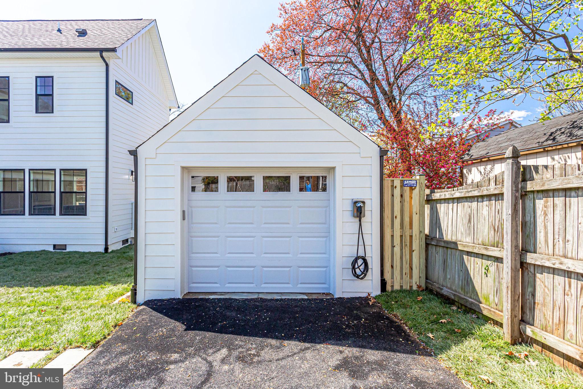 GARDEN CITY - Residential