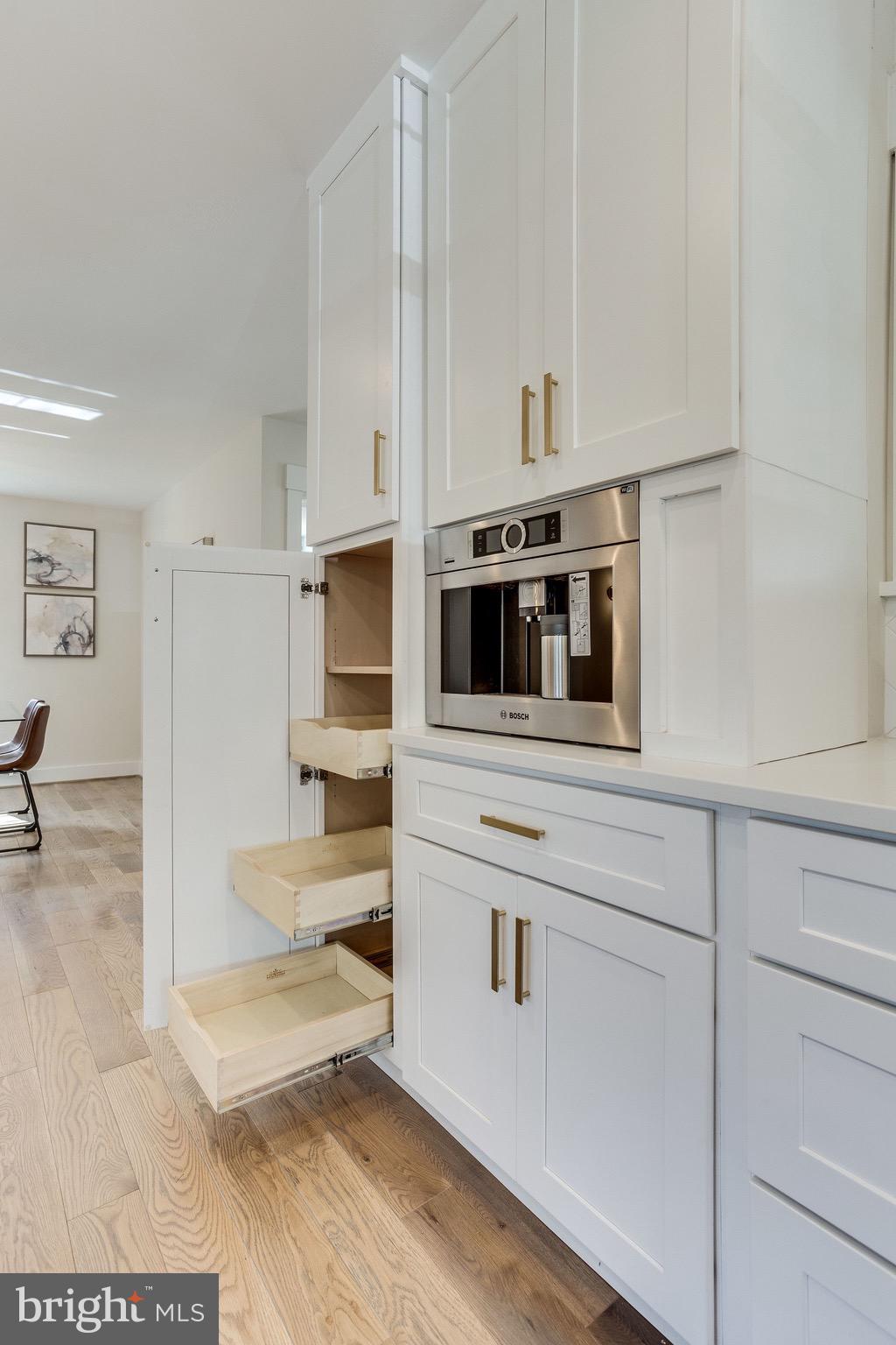 GARDEN CITY - Residential