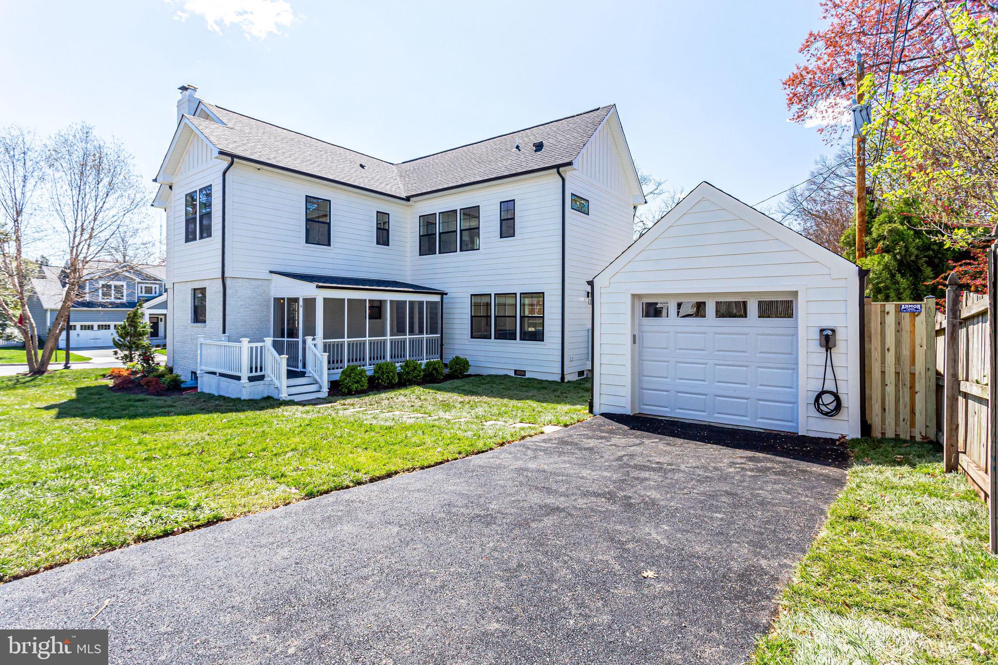 GARDEN CITY - Residential