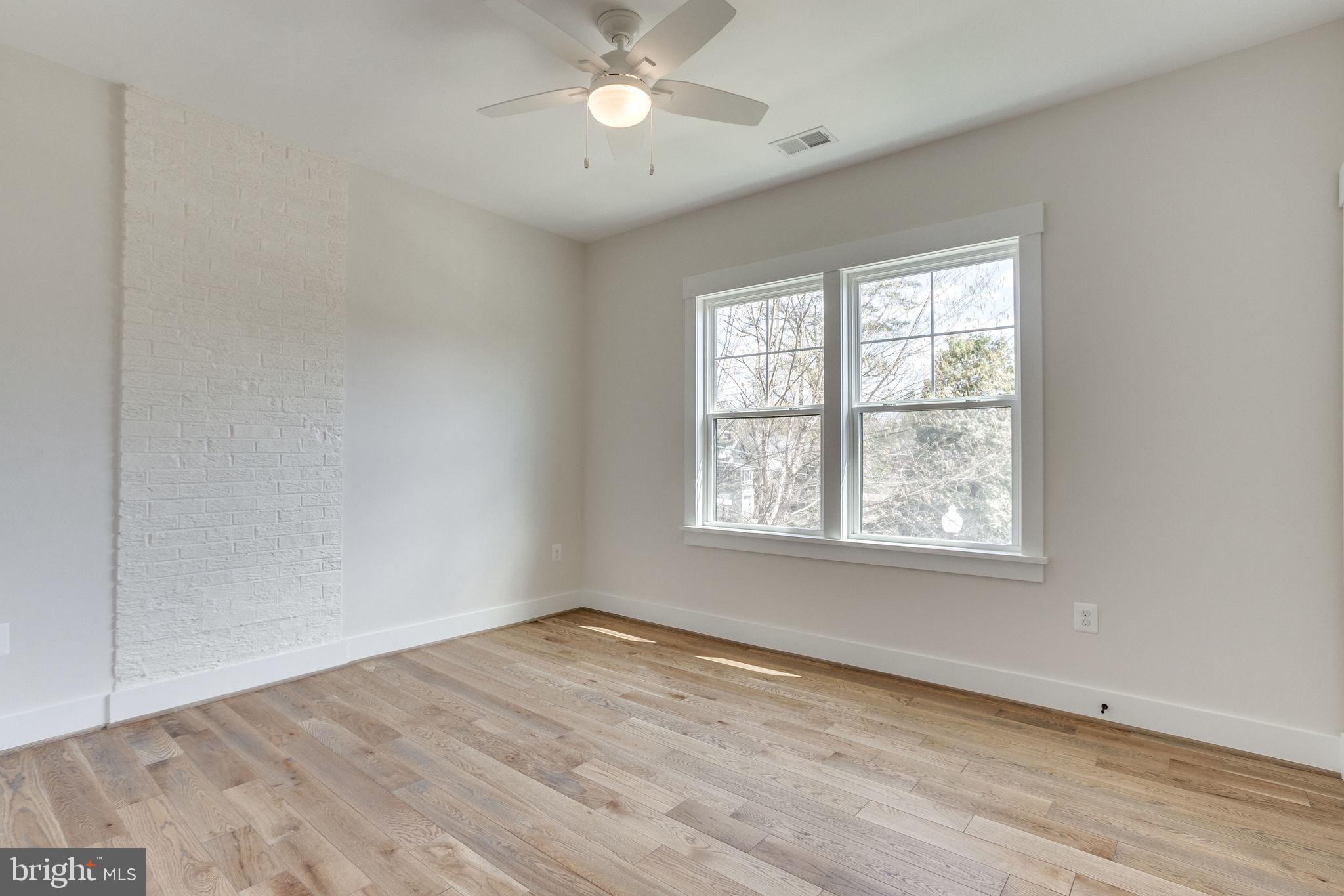 GARDEN CITY - Residential