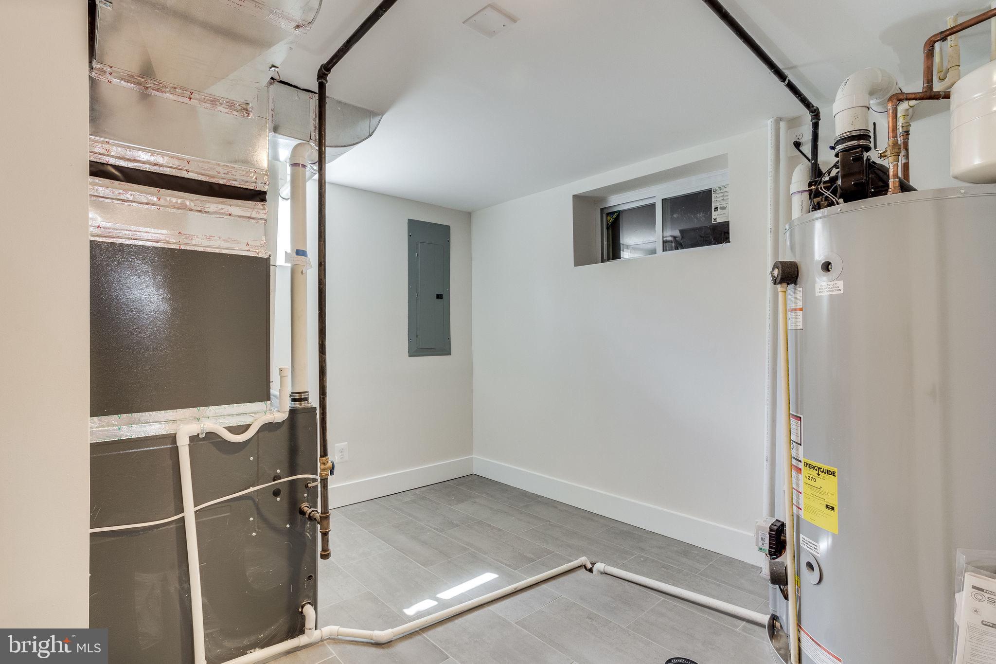 GARDEN CITY - Residential