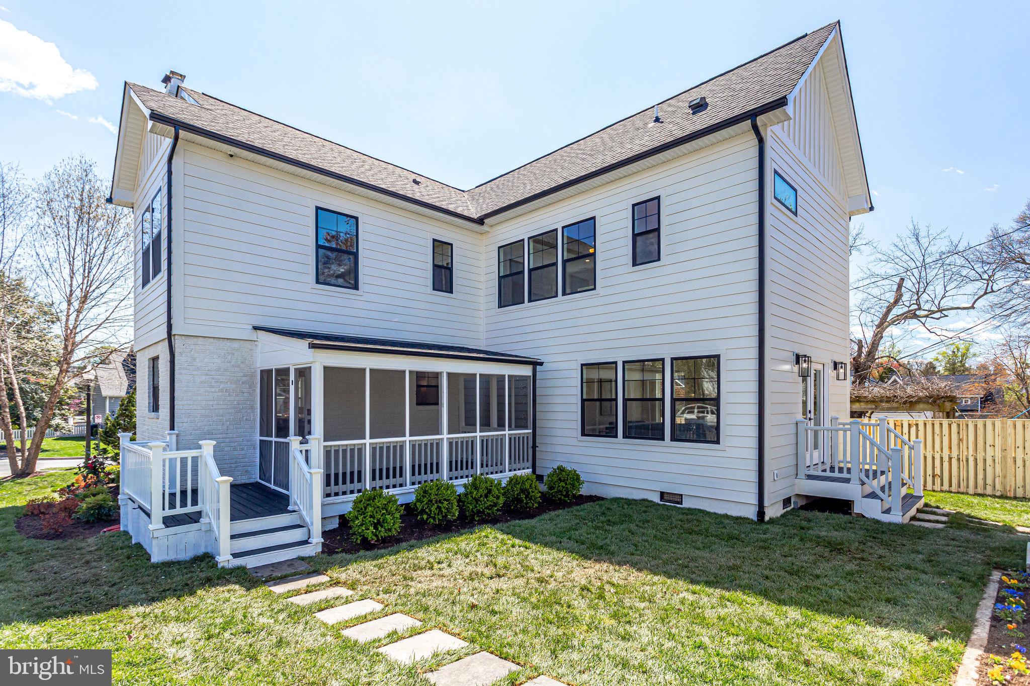 GARDEN CITY - Residential