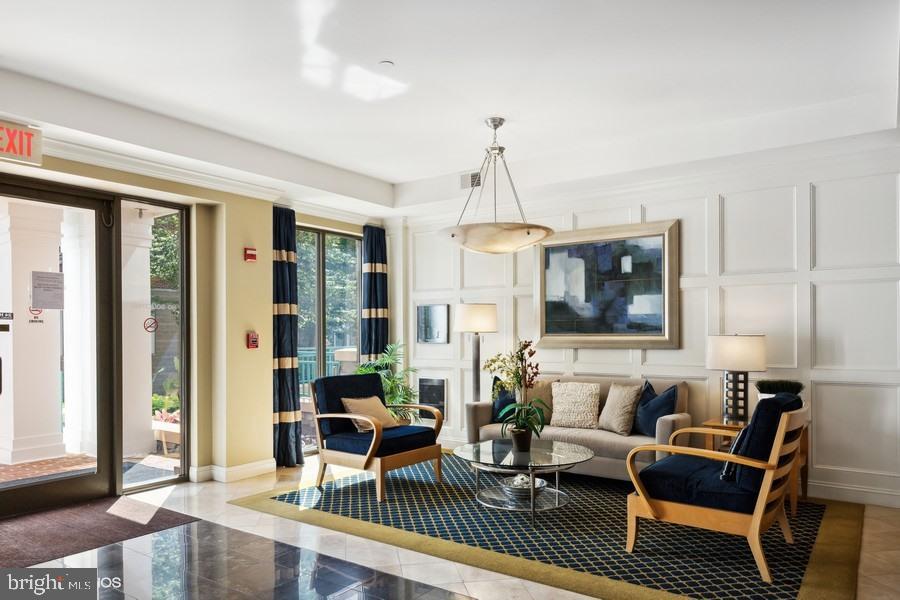 BELMONT BAY - Residential Lease