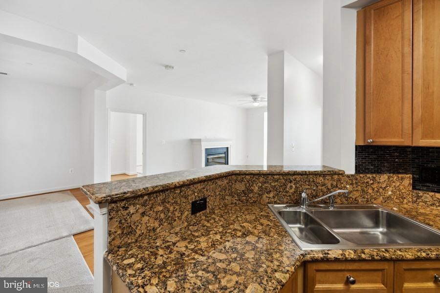 BELMONT BAY - Residential Lease