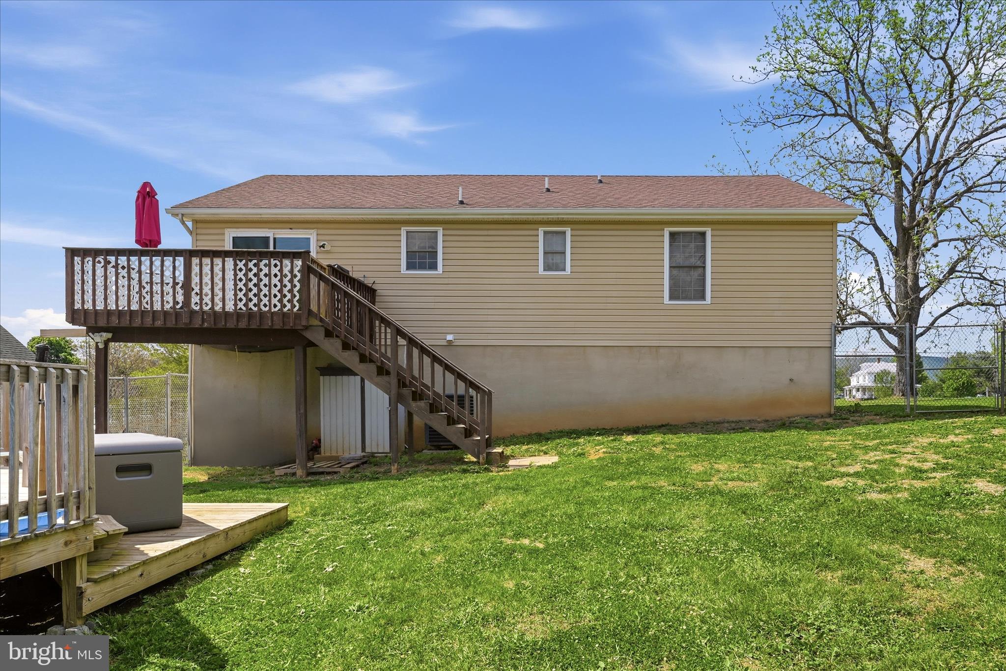 HILL BROOK - Residential