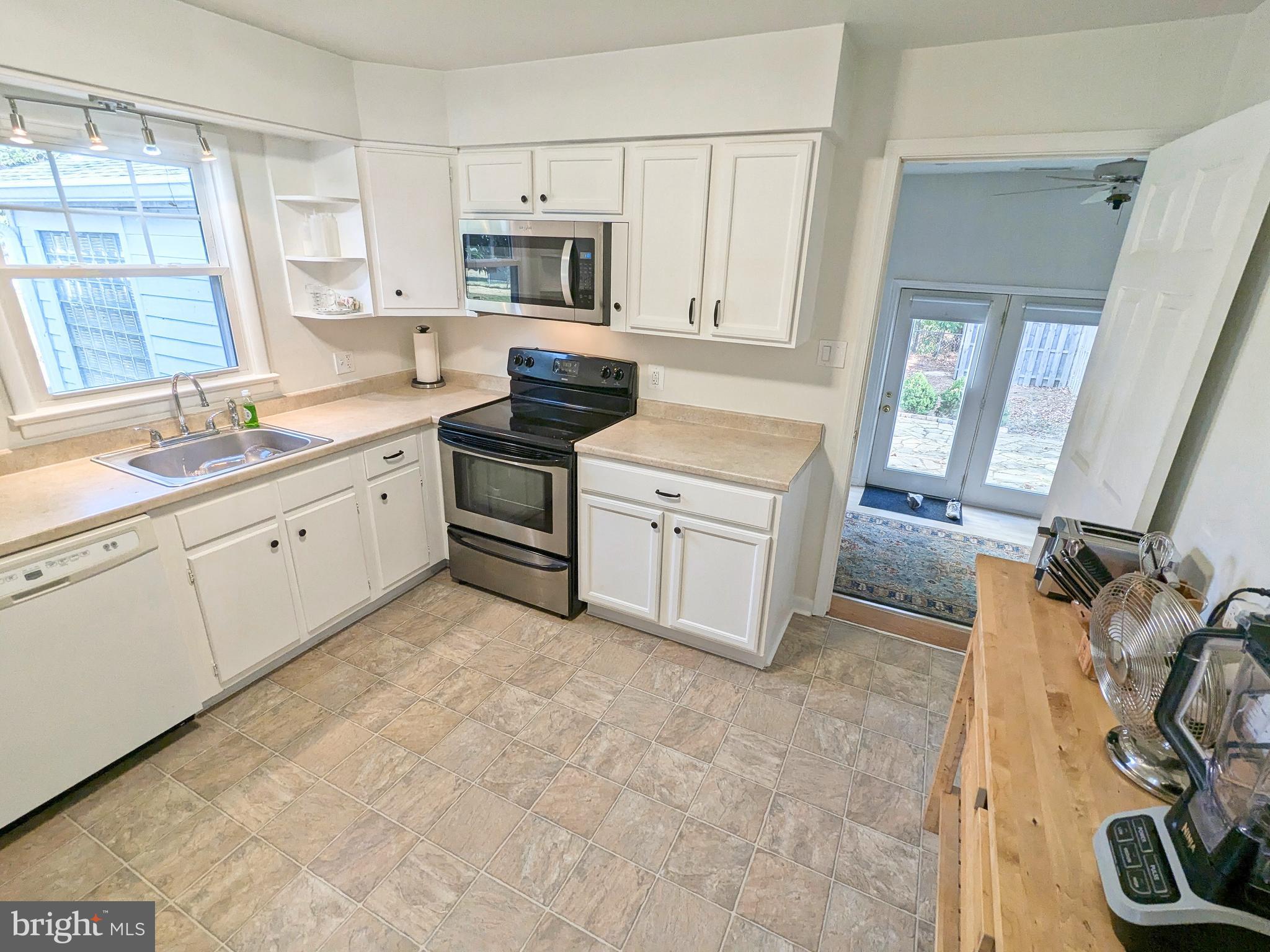 HARNESS CREEK PARK - Residential Lease