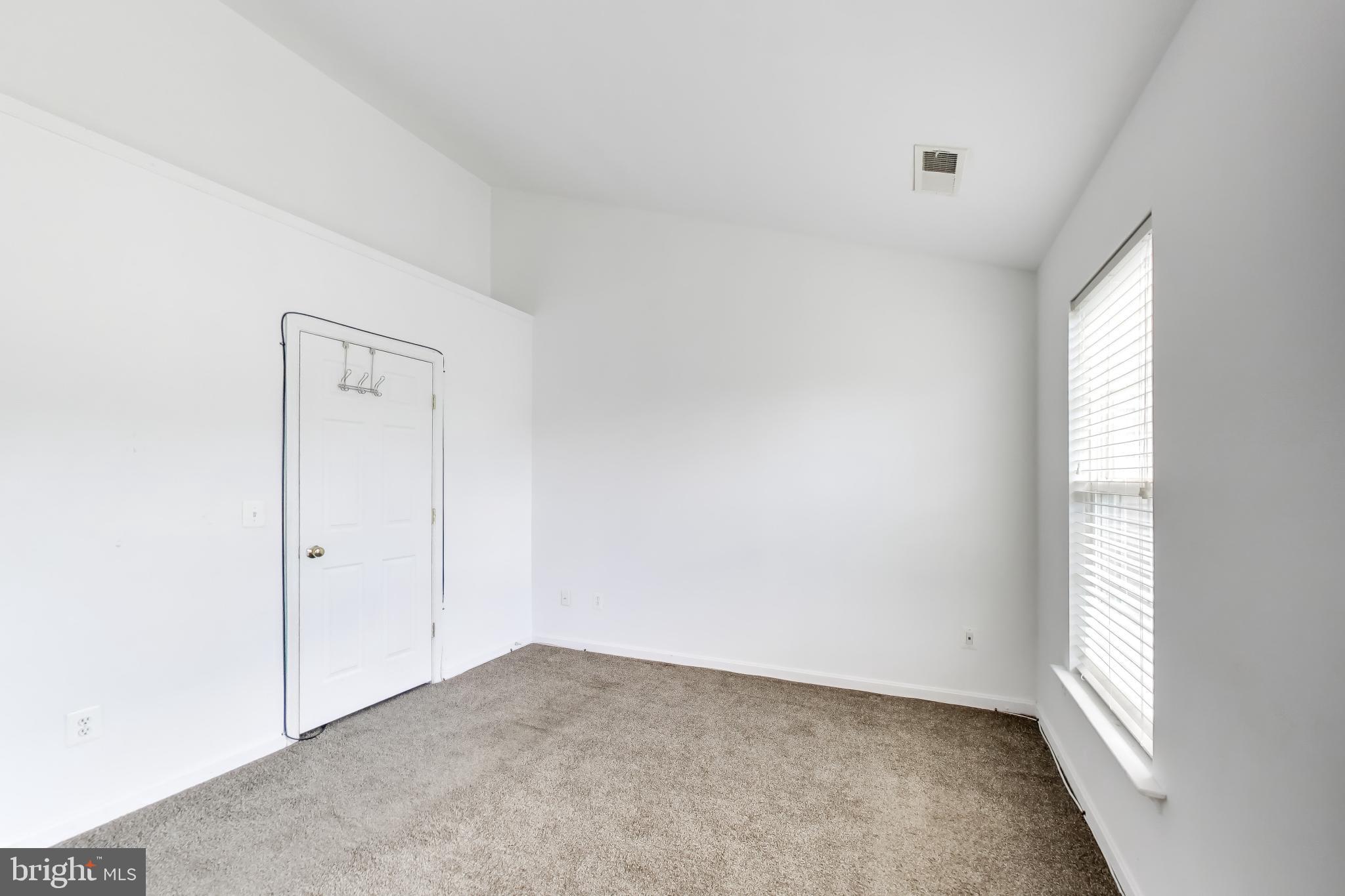 BERKELEY RIDGE - Residential