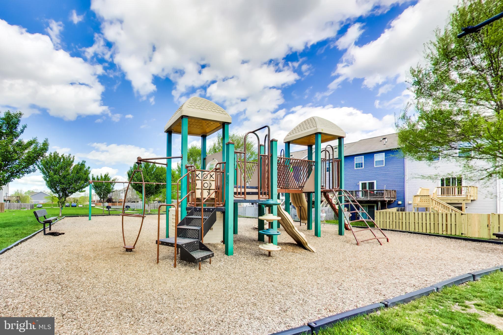 BERKELEY RIDGE - Residential