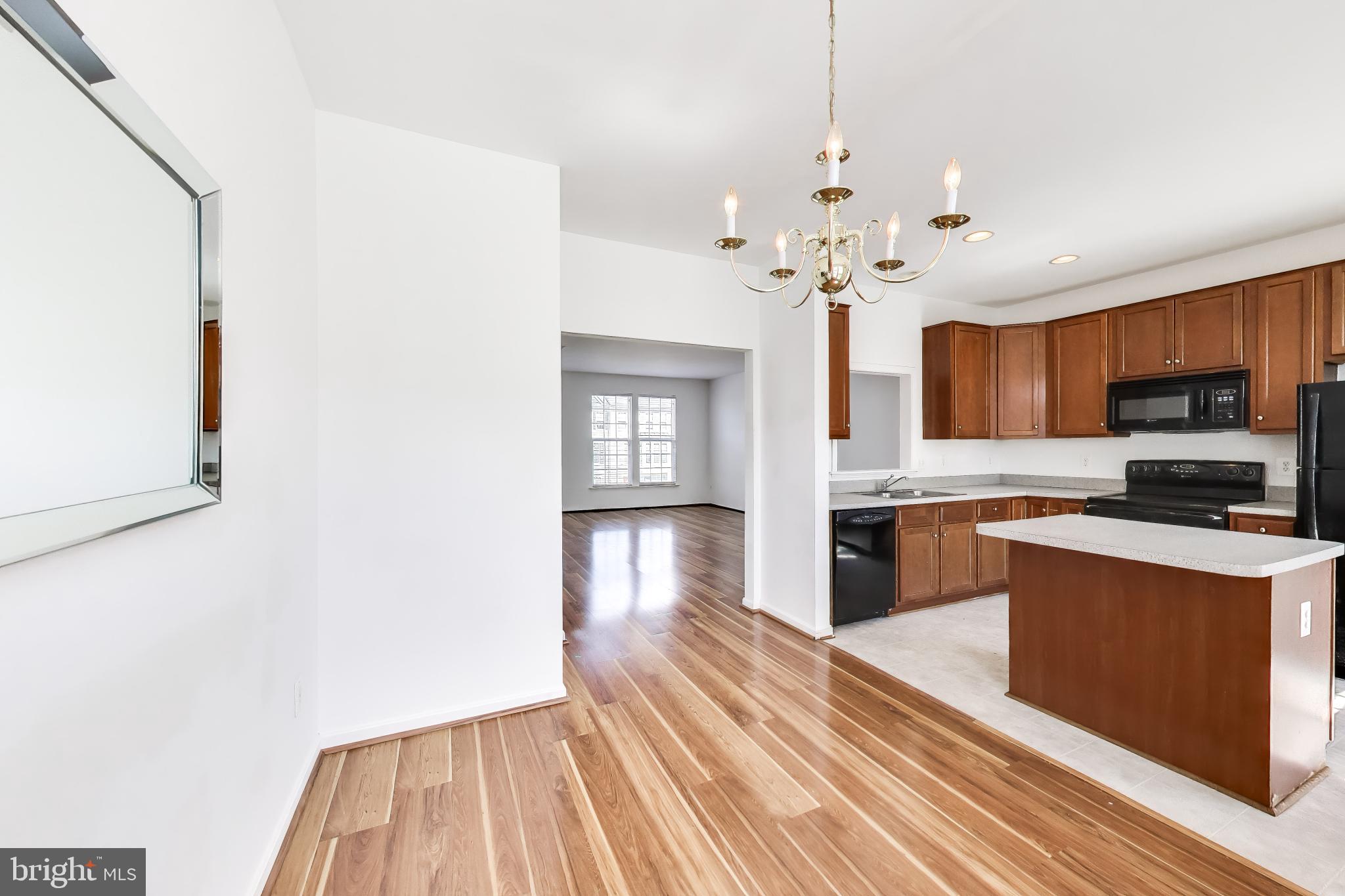 BERKELEY RIDGE - Residential