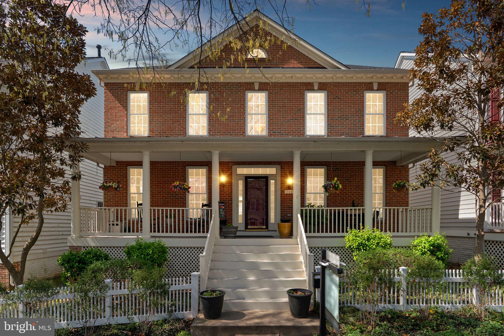 LAKELANDS - Residential