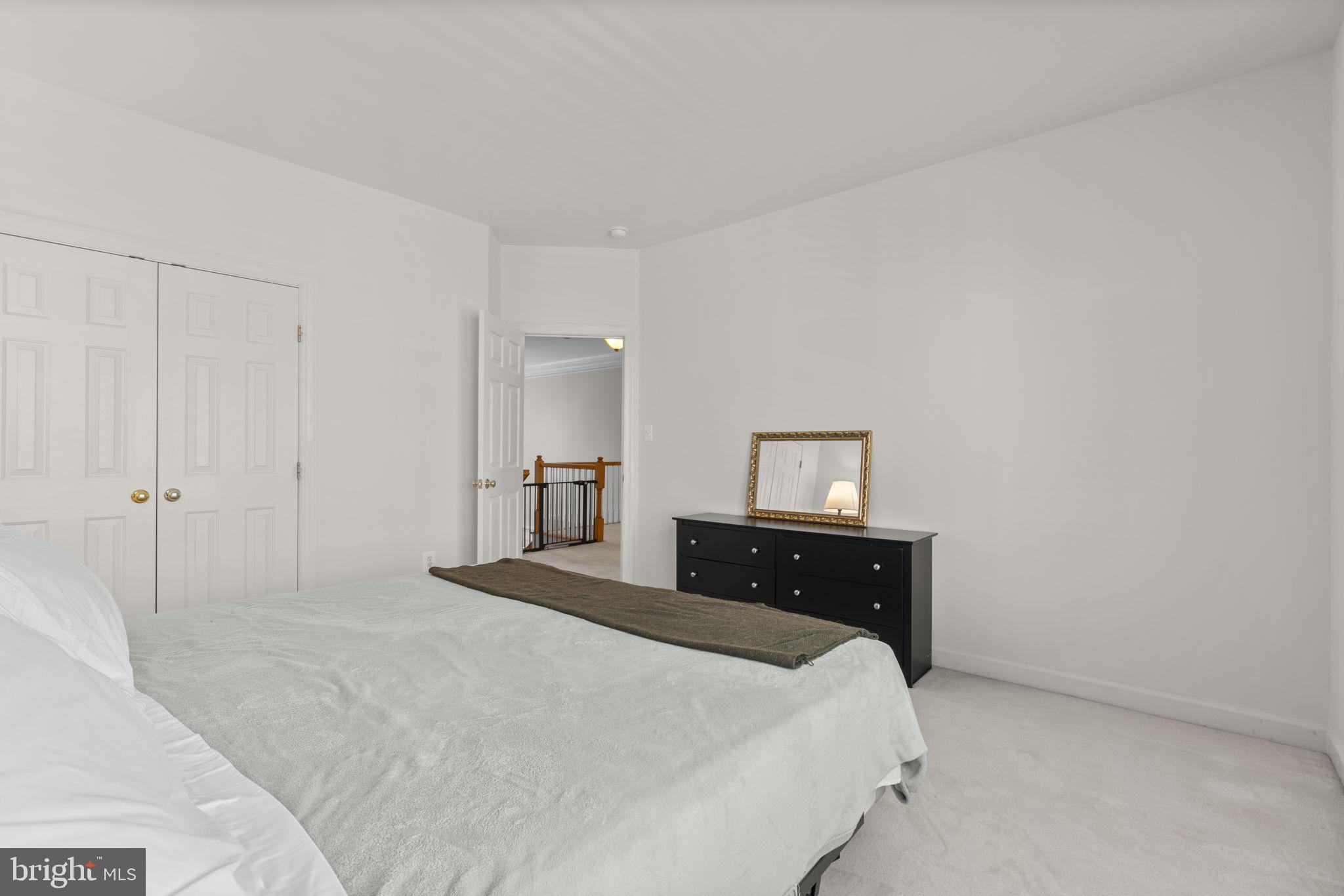 LAKELANDS - Residential