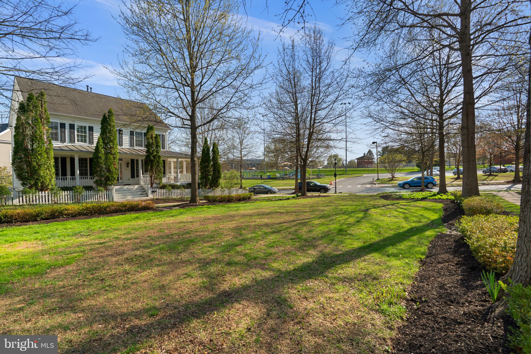 LAKELANDS - Residential