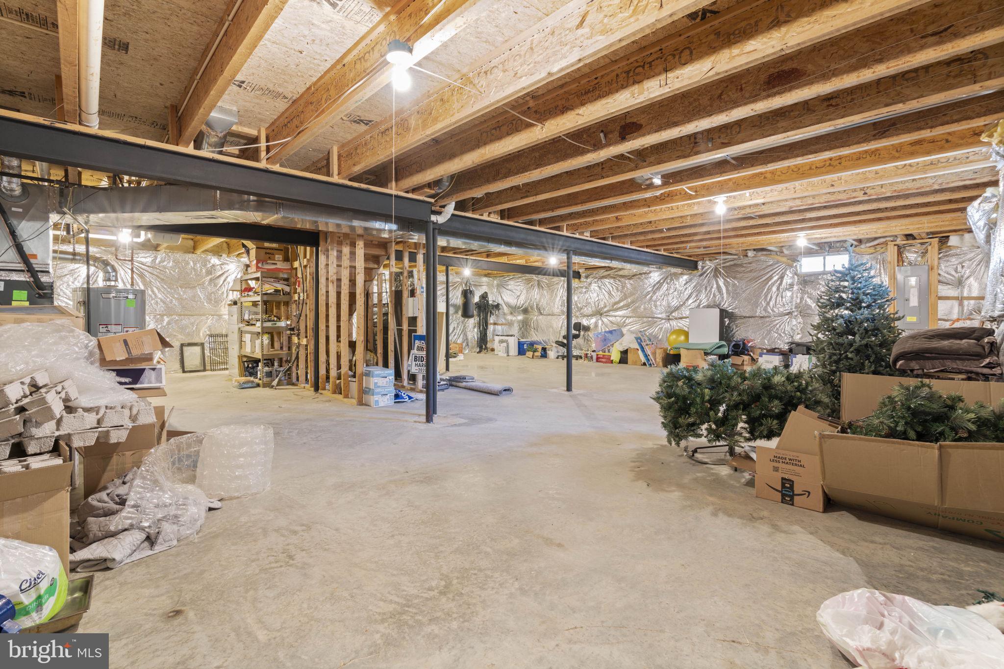 LAKELANDS - Residential