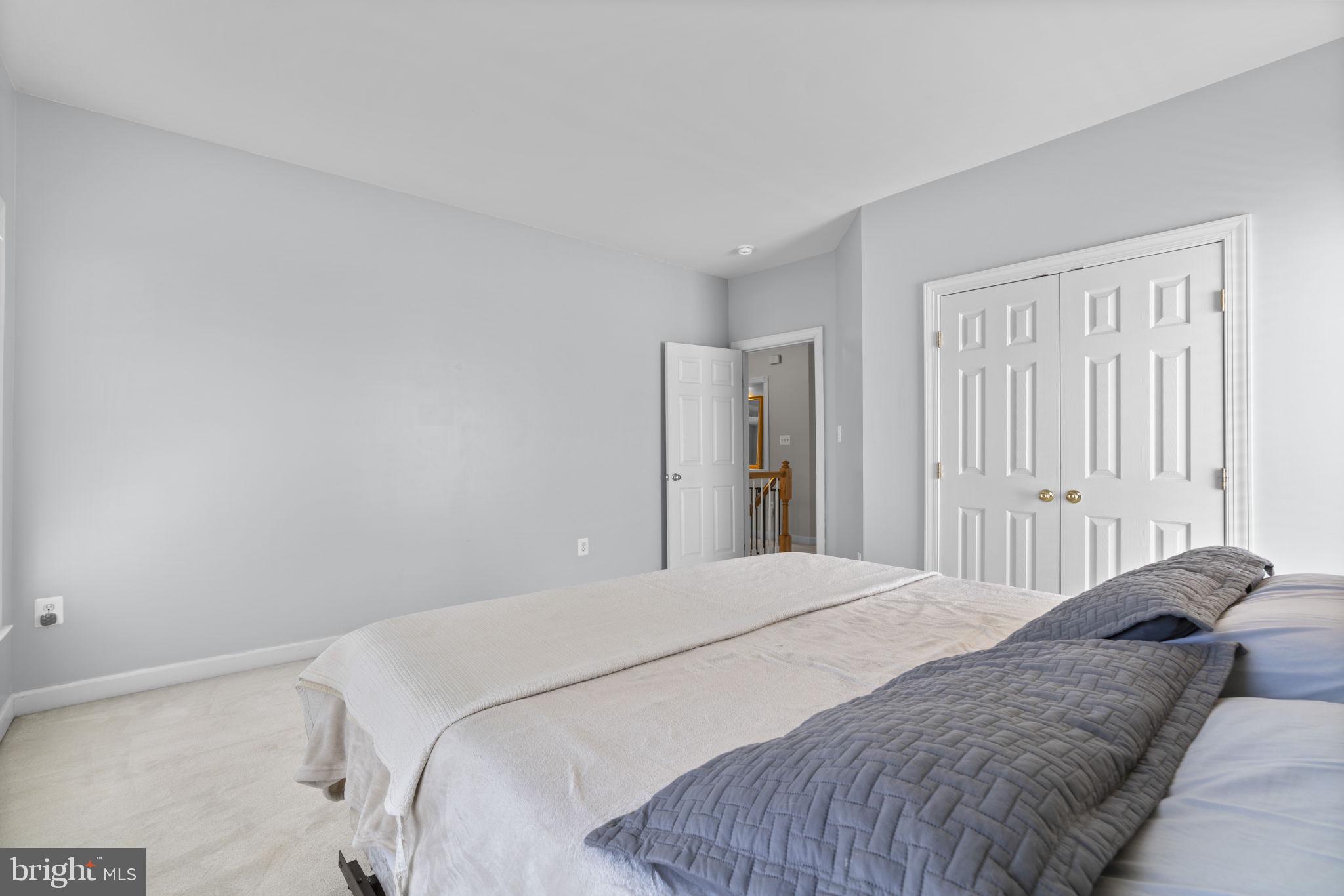 LAKELANDS - Residential