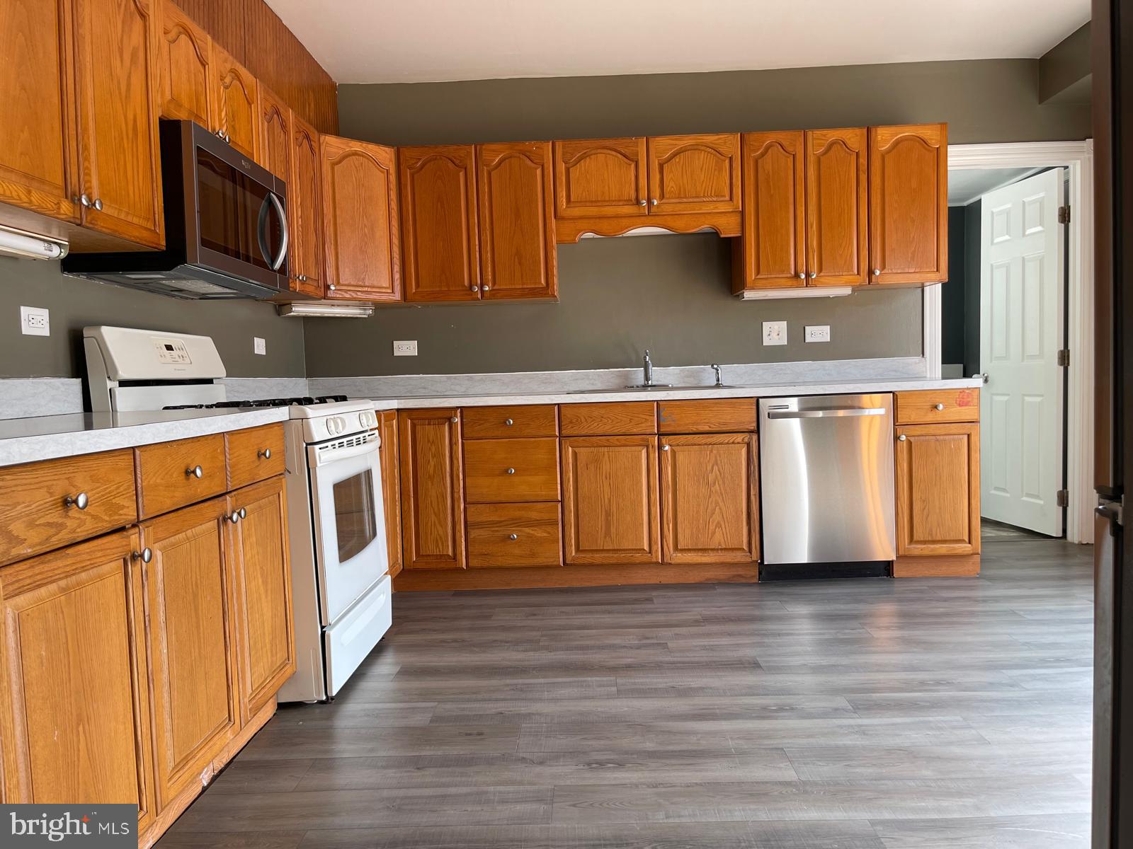 CHELTENHAM - Residential