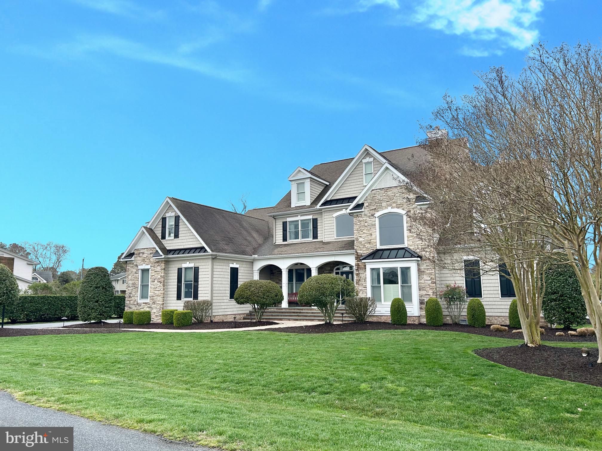 CAPTAINS HILL - Residential