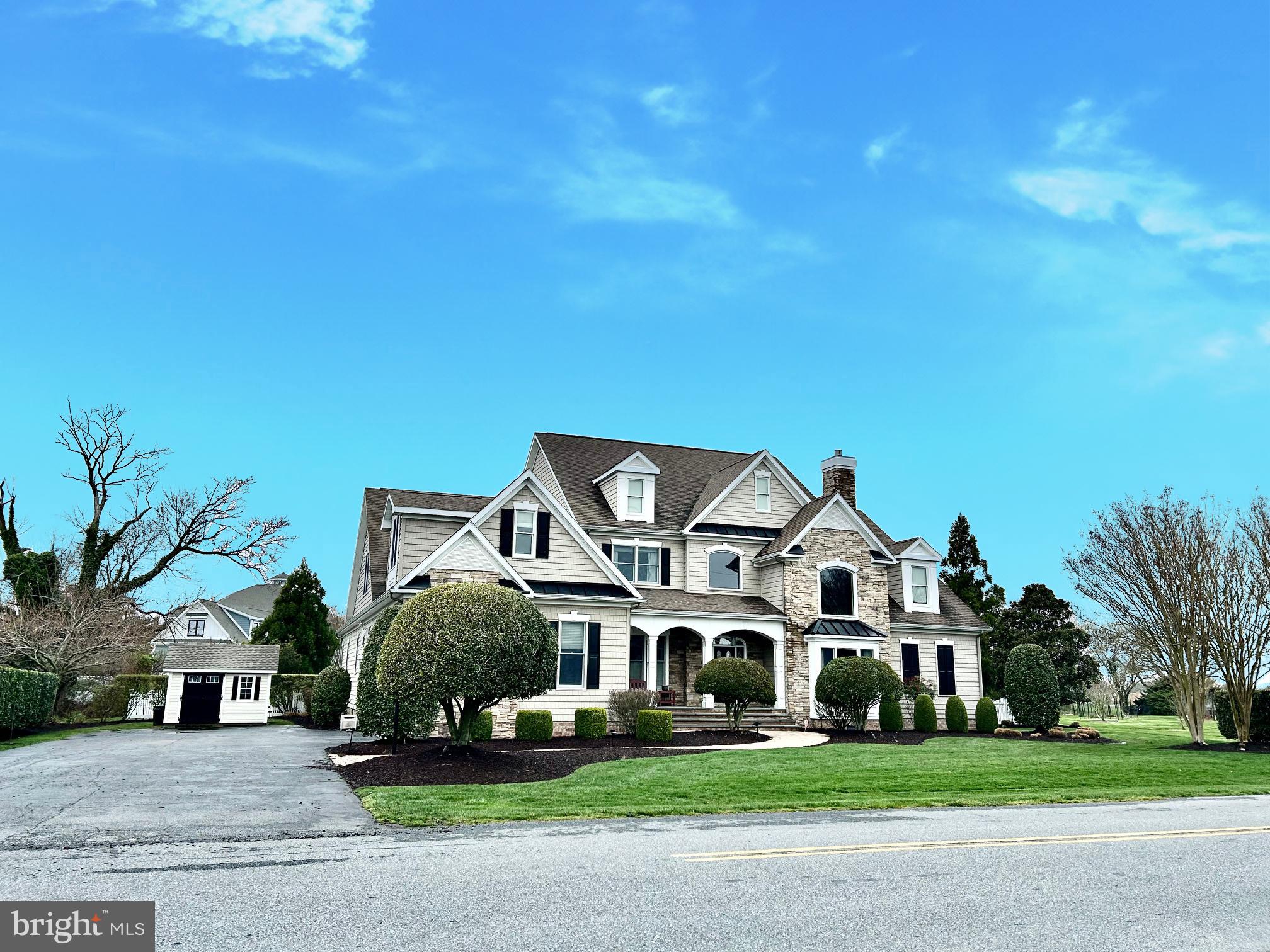 CAPTAINS HILL - Residential