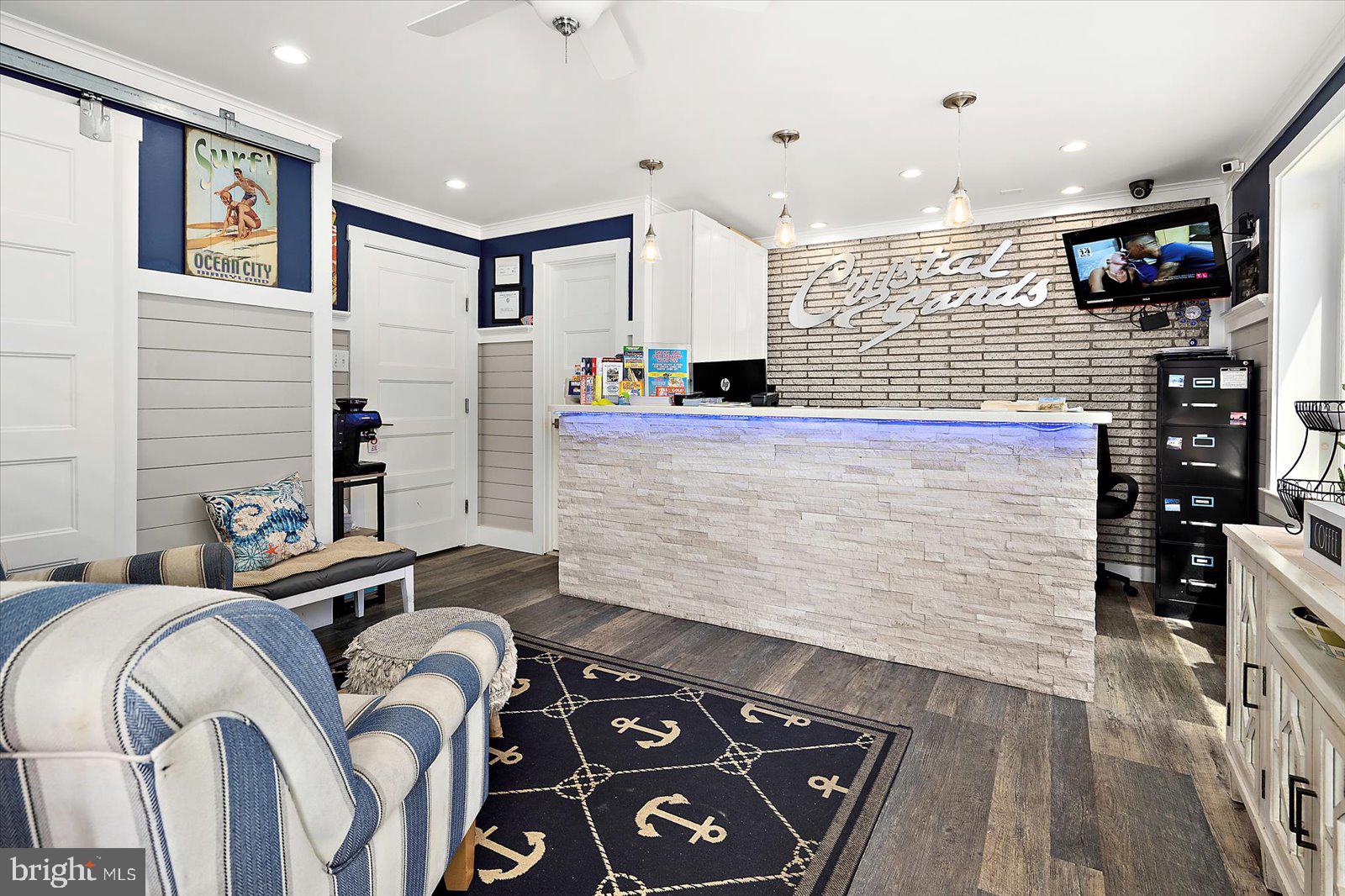 1705 N BALTIMORE AVENUE