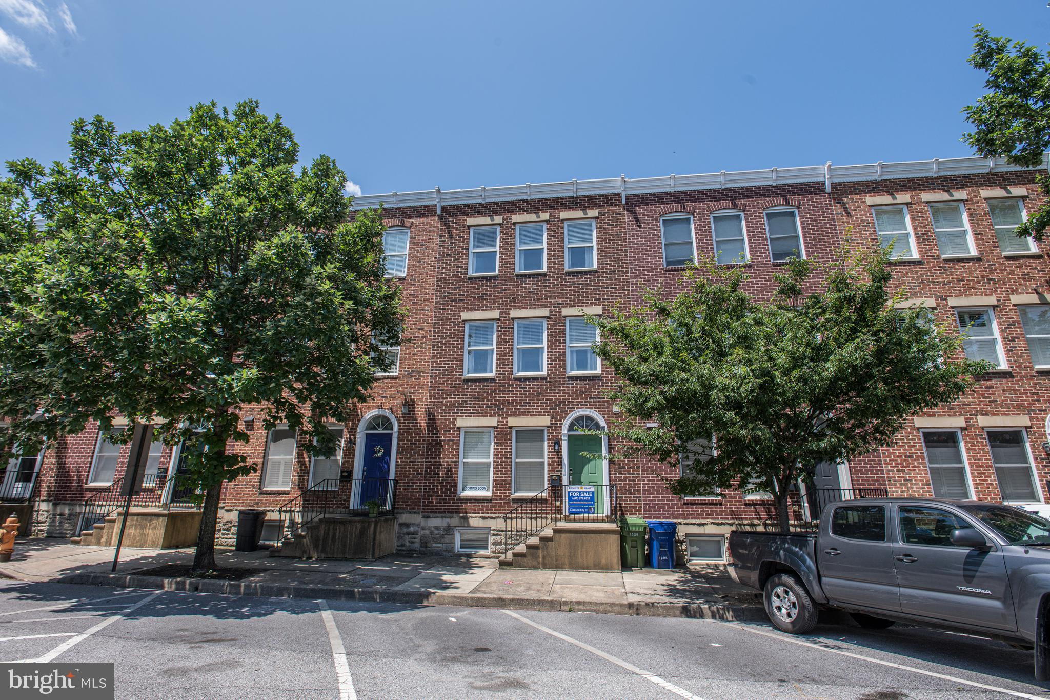 1326 RACE STREET