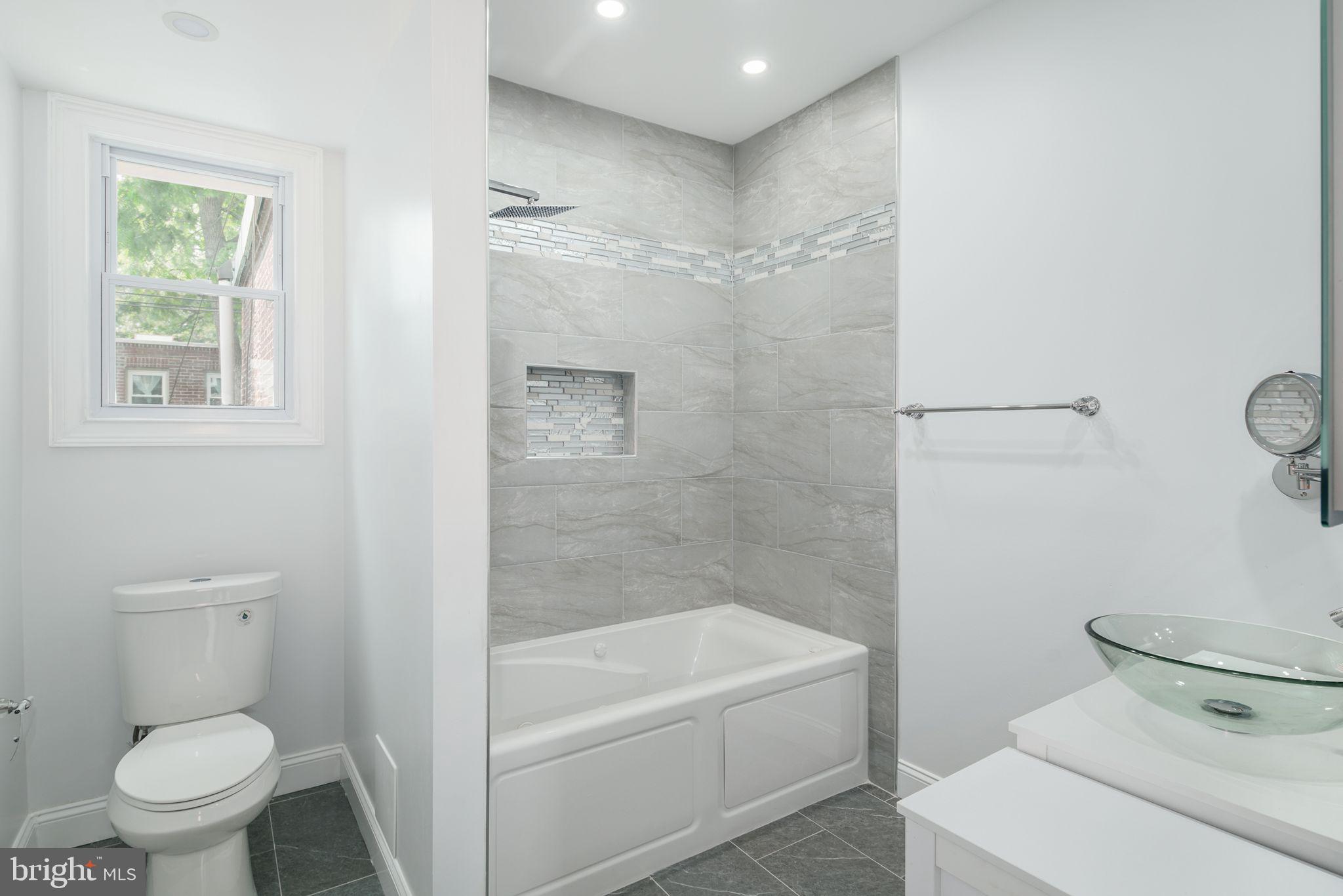 GERMANTOWN - Residential