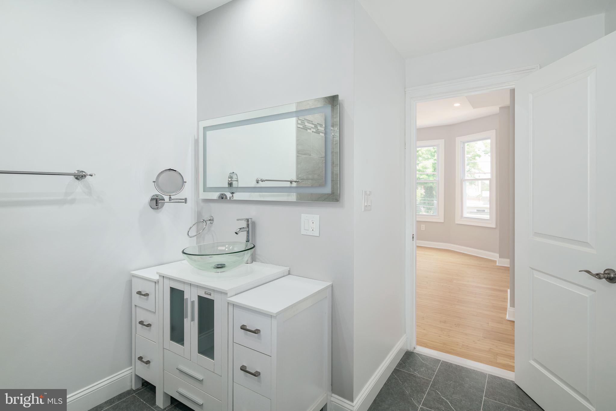 GERMANTOWN - Residential