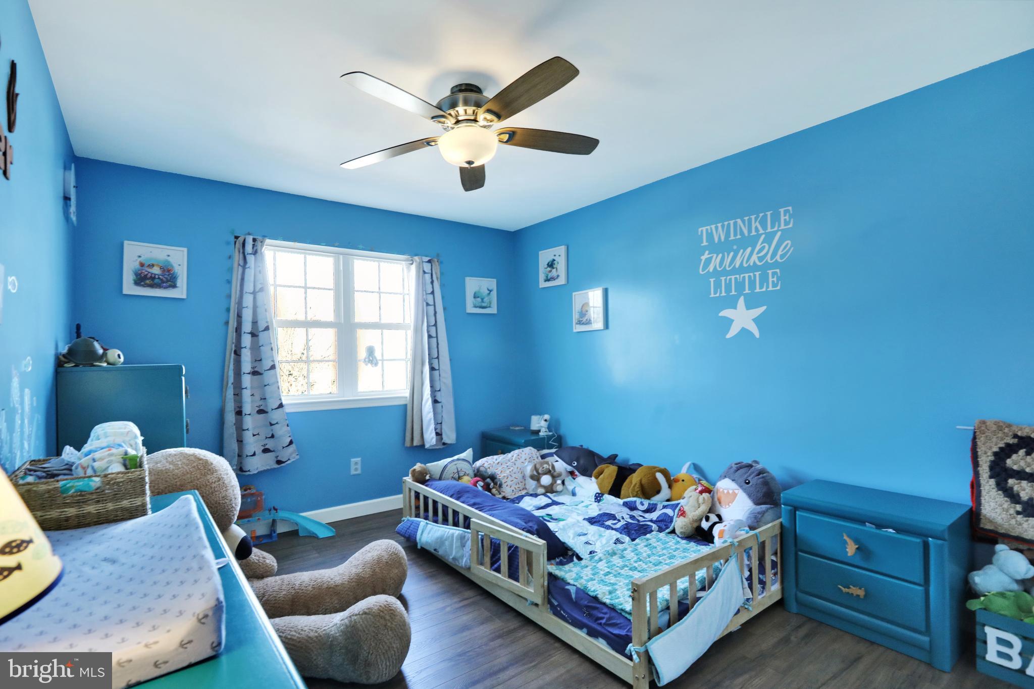 CREEKSIDE - Residential