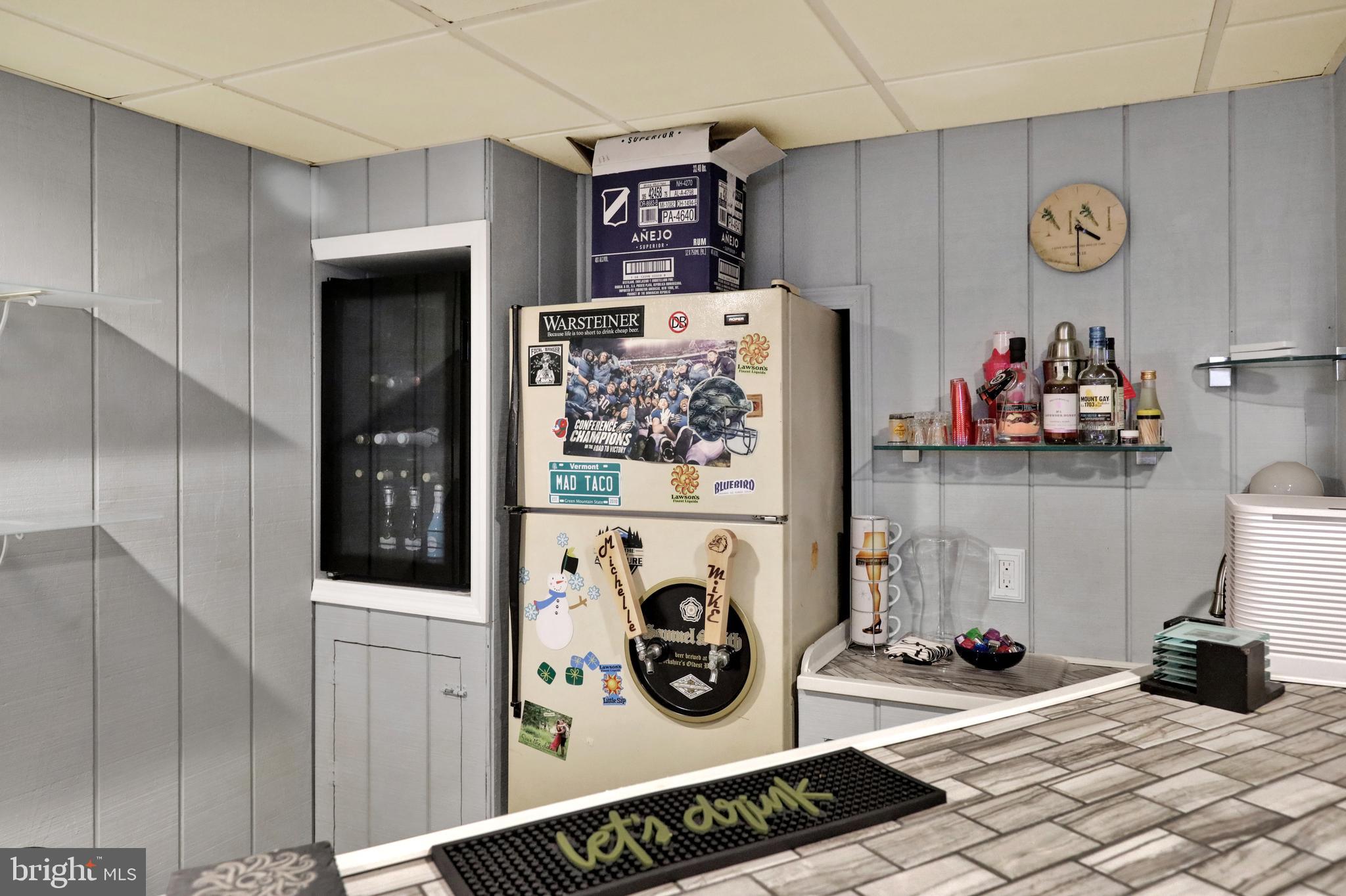 CREEKSIDE - Residential