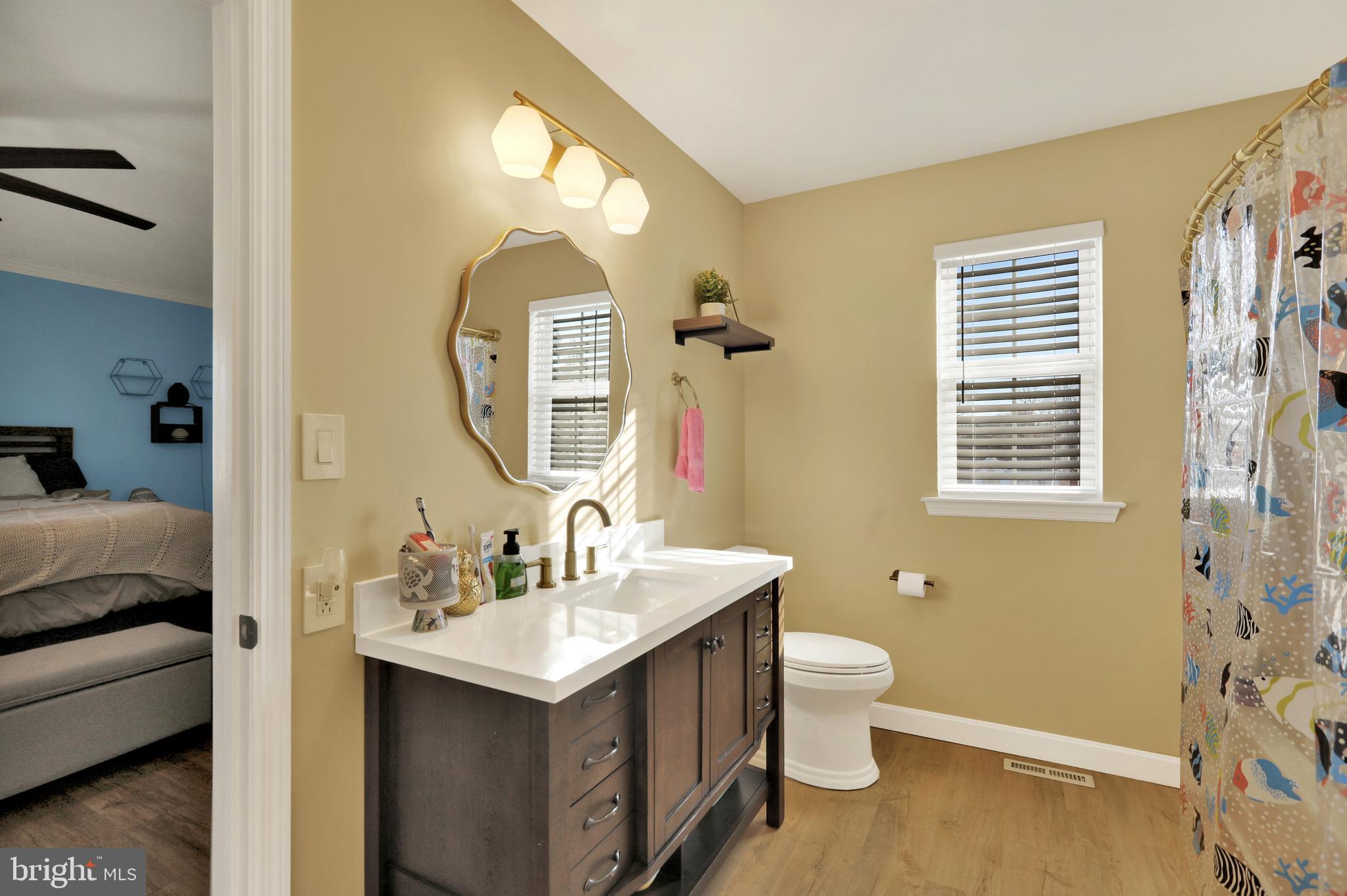 CREEKSIDE - Residential