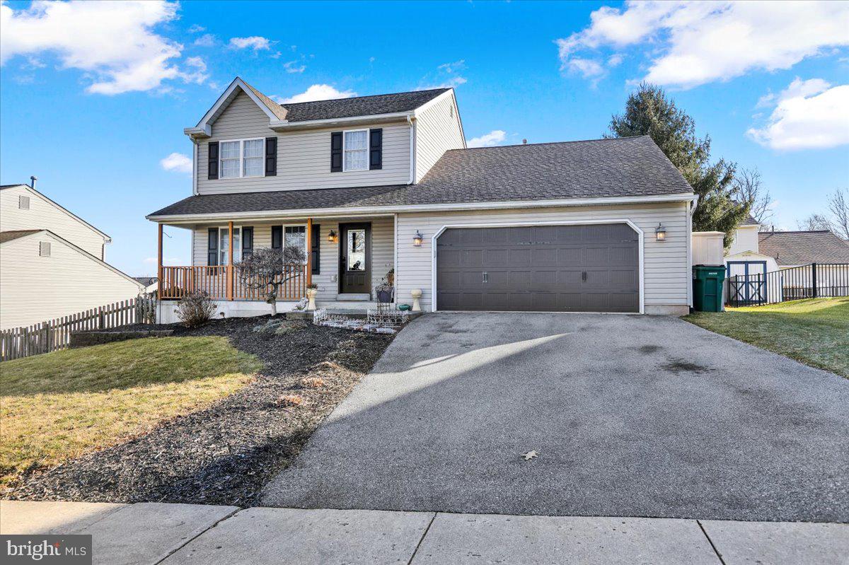 CREEKSIDE - Residential