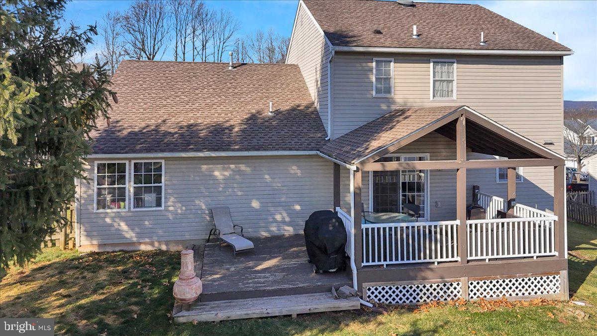 CREEKSIDE - Residential